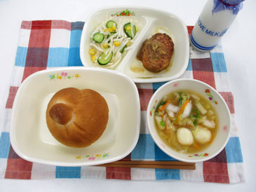 8月28日の中学校の給食の写真