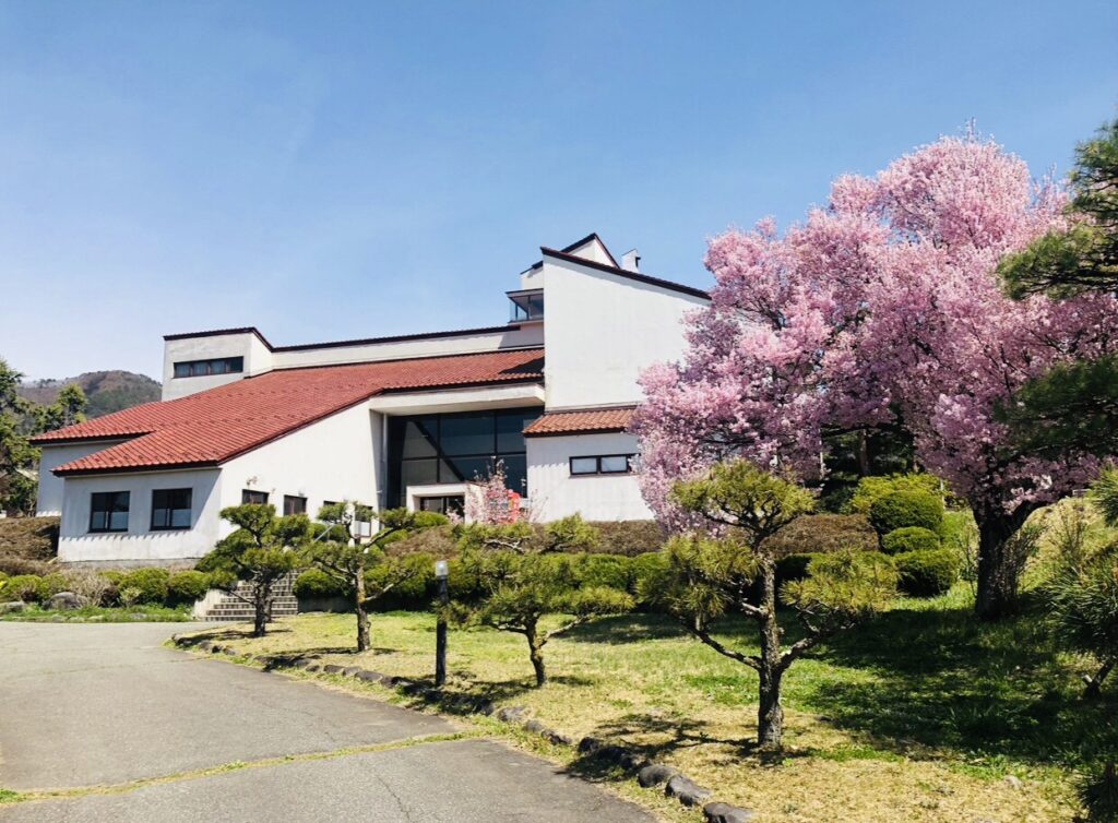 創造の家の外観写真