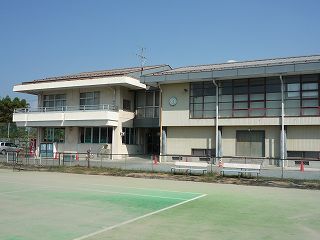 日野地域公民館の外観の写真