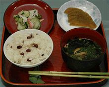 行事食・伝統食のご飯や汁物などのお膳の写真