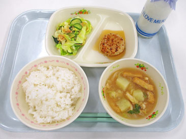 4月7日の小学校の給食の写真