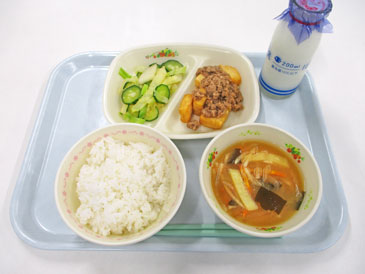 4月11日の小学校の給食の写真