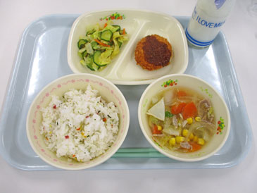 4月14日の小学校の給食の写真