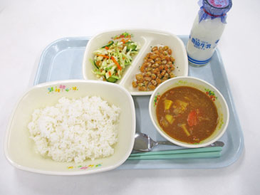 4月18日の小学校の給食の写真