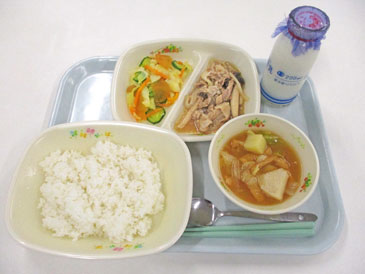4月25日の給食の写真