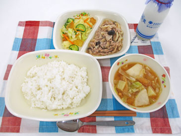 4月25日の中学校の給食の写真