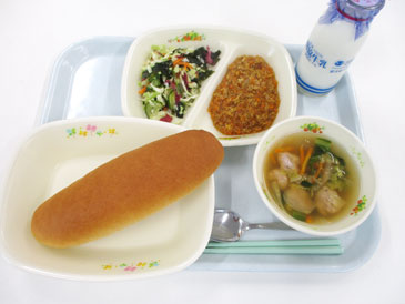 5月27日の小学校の給食の写真