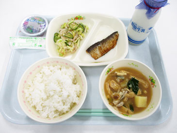 6月11日の小学校の給食の写真