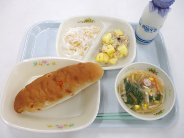 6月24日の小学校の給食の写真