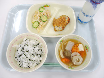 6月27日の小学校の給食の写真