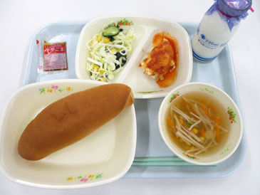 7月3日の小学校の給食の写真