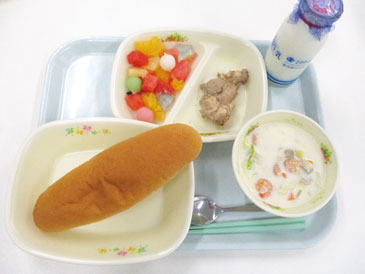 7月17日の小学校の給食の写真