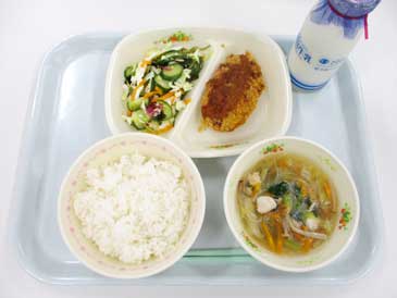 7月23日の小学校の給食の写真