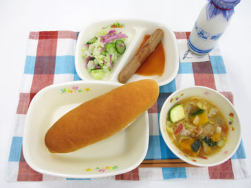 8月21日の中学校の給食の写真