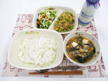 8月22日の中学校の給食の写真