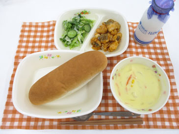 8月26日の中学校の給食の写真