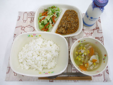 8月29日の中学校の給食の写真