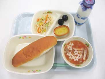 令和7年9月4日の小学校の給食の写真