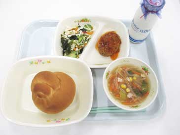 9月16日の小学校の給食の写真