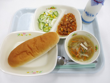 9月30日の小学校の給食の写真