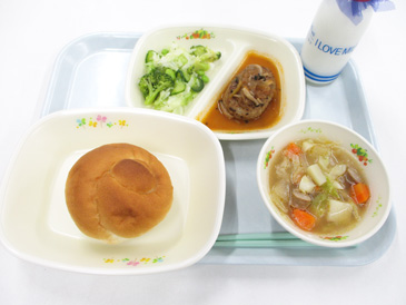 10月7日の小学校の給食の写真