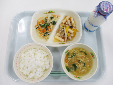10月8日の小学校の給食の写真