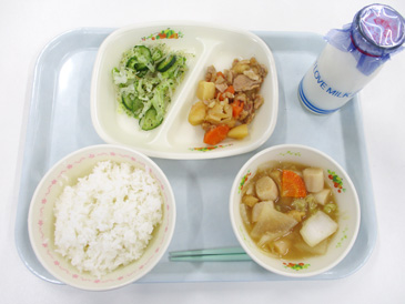 10月24日の小学校の給食の写真