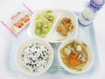 11月5日の小学校の給食の写真