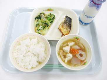 11月10日の小学校の給食の写真