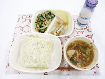 11月13日の中学校の給食の写真