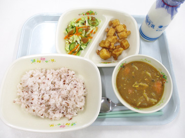 11月14日の小学校の給食の写真