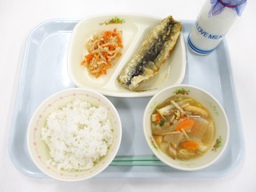 11月21日の小学校の給食の写真