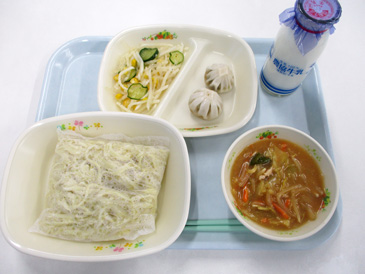 12月4日の小学校の給食の写真