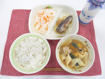 12月15日の中学校の給食の写真