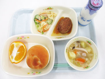 令和8年5月12日の小学校の給食の写真