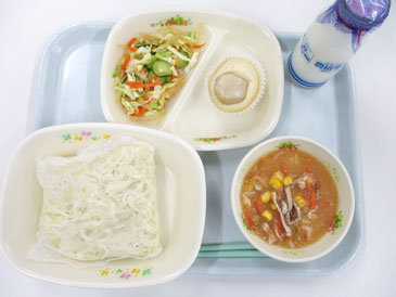 令和8年5月21日の小学校の給食の写真