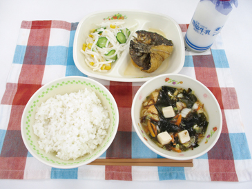 令和8年6月19日の中学校の給食の写真
