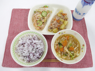 令和8年6月22日の中学校の給食の写真