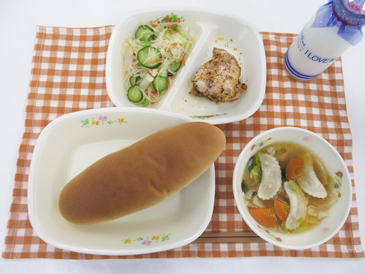 令和8年6月23日の中学校の給食の写真