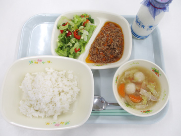 令和8年8月31日の小学校の給食の写真