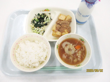 令和8年9月2日の小学校の給食の写真