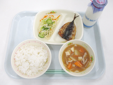 令和8年9月4日の小学校の給食の写真