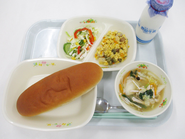 令和8年9月8日の小学校の給食の写真