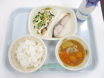 令和8年9月18日の小学校の給食の写真