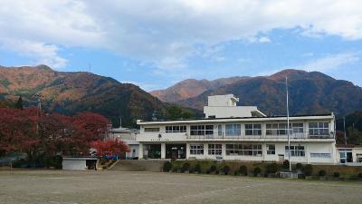 豊丘小学校の写真