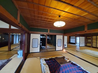 天井と梁の画像
