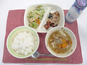令和8年9月14日の中学校の給食の写真