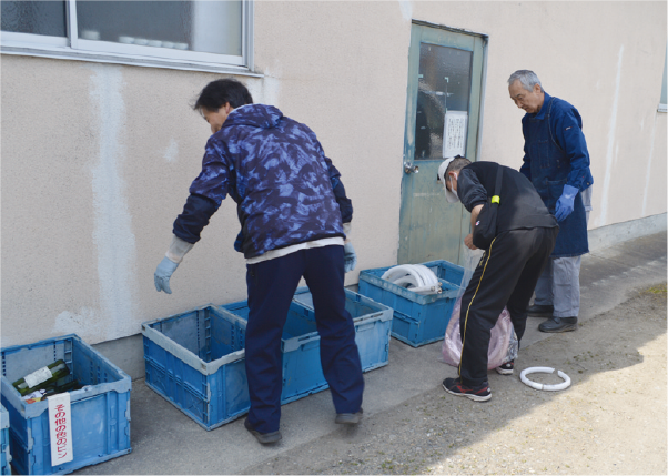 日野地域公民館の資源回収の様子