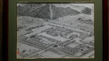 堀家、須坂藩、陣屋の鳥観の図と書かれた墨絵の写真。