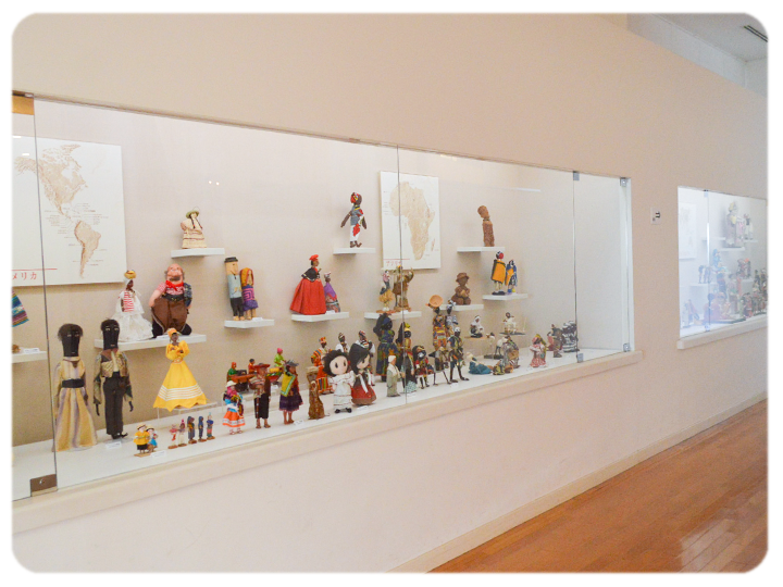 世界の民俗人形博物館の写真。
